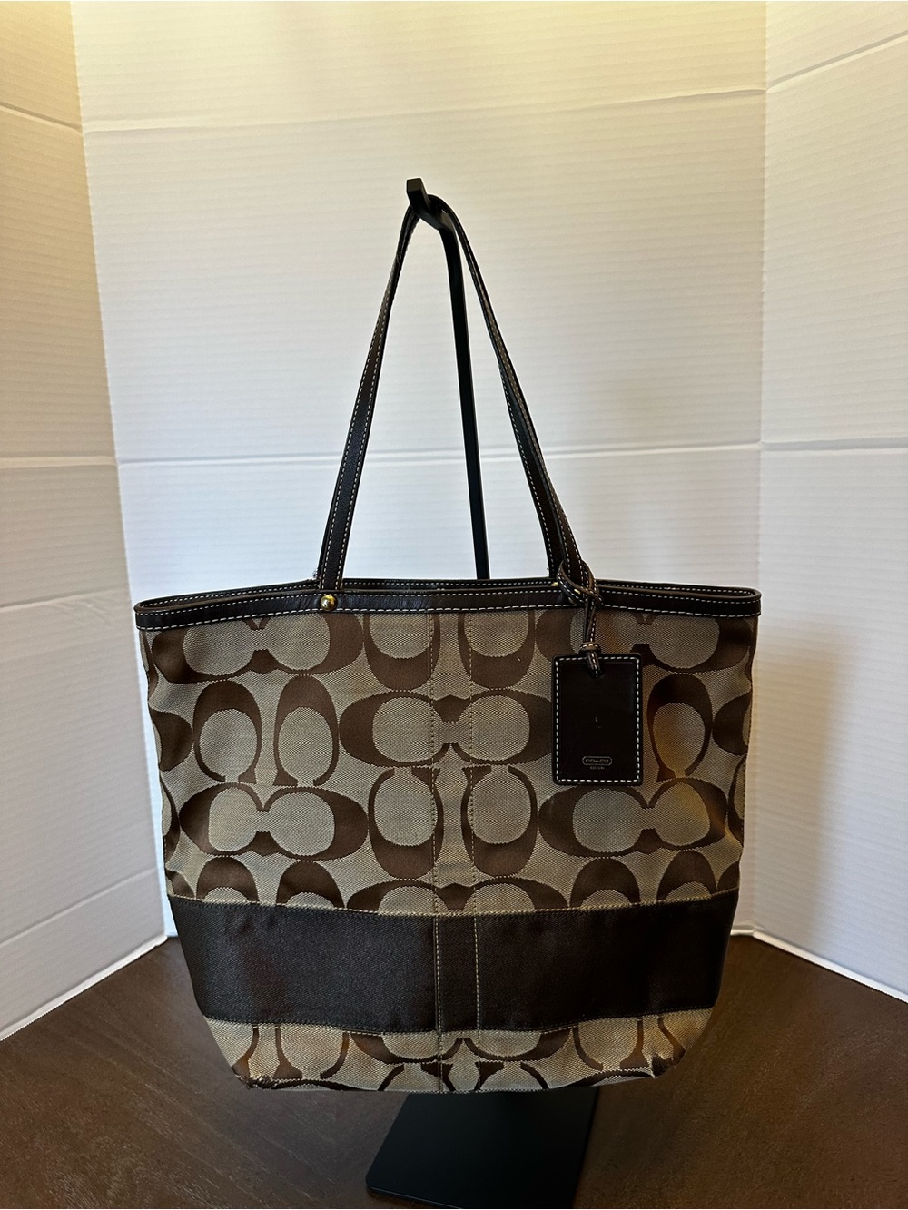 Coach Brown Signature Canvas Tote with Dark Leather Trim **👀 at all pics**